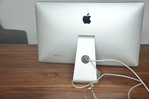 Apple LED Cinema HD Display 27" 2560 x 1440 1000:1 Webcam A1316 - Bild 3 von 5