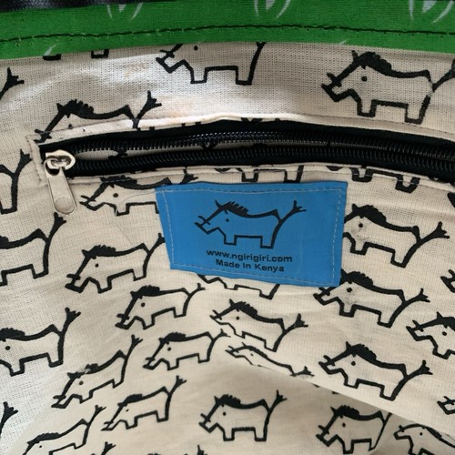 Kenyan fabric Travel large tote - Picture 2 of 6