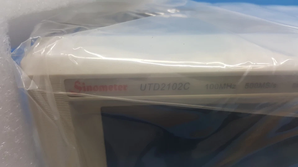 SINOMETER UTD2102C 100 MHz 500MS/s DIGITAL STORAGE OSCILLOSCOPE ( NEW OPEN BOX ) - Image 3 of 4