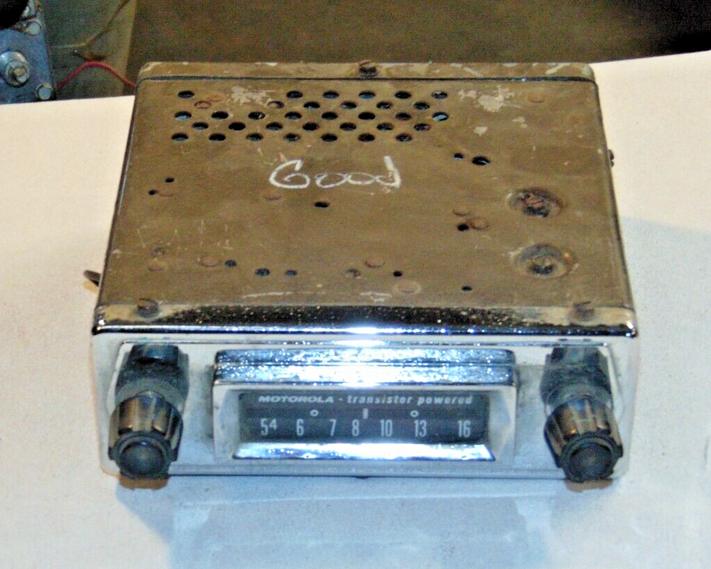 Vintage Motorola AM Car Radio-Nice Chrome Face-Tested Fine-Restore