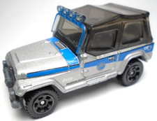 2022 MATCHBOX JEEP WRANGLER JURASSIC WORLD SILVER 1:64 DIECAST 2 5/8" CAR W BLUE