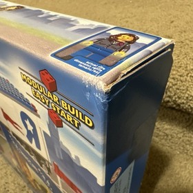 LEGO CITY Toys "R" Us Truck Store 7848 NEW In Sealed Box - LIMITED EDITION RARE