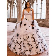 Gothic Black And White Wedding Dresses Butterfly Lace Halter Backless Gowns