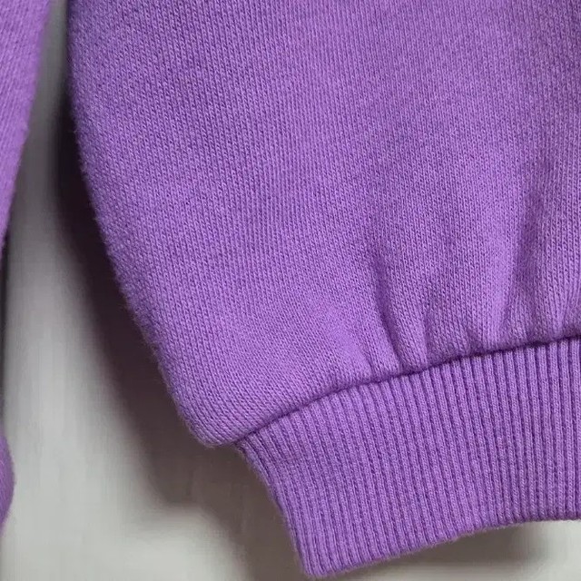 New Disney Daisy Duck Fleece Sweatshirt (130/9Y)