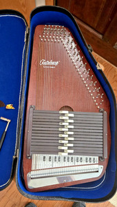 Vintage Oscar Schmidt Autoharp 15 Chord 36 String W/case CLEAN