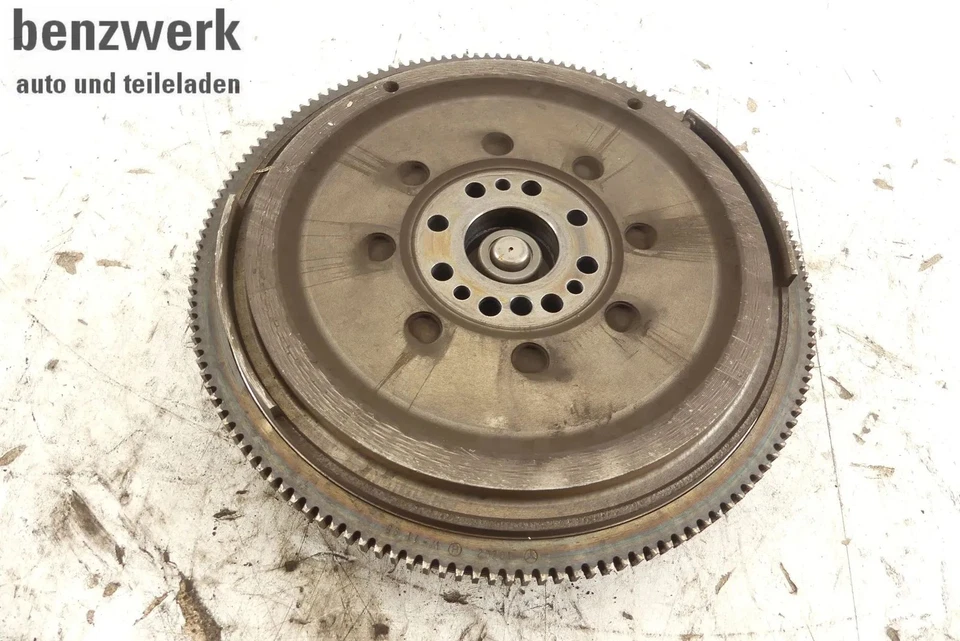 Mercedes W124 W202 M111 ZMS Zweimassenschwungrad Schwungscheibe 1110302805 ✔️ - Bild 2 von 2