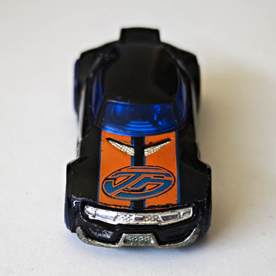 Hot Wheels Acceleracers High Voltage 