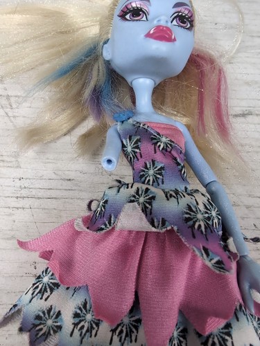 Lot Of 5 Monster High Dolls With Rare Inner Monster Doll - READ - Picture 16 of 17