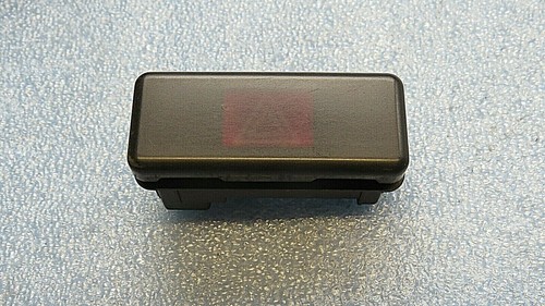 BMW E39 E38 - Warnblinker Schalter / Hazard Light SWITCH / 8350947 61318350947