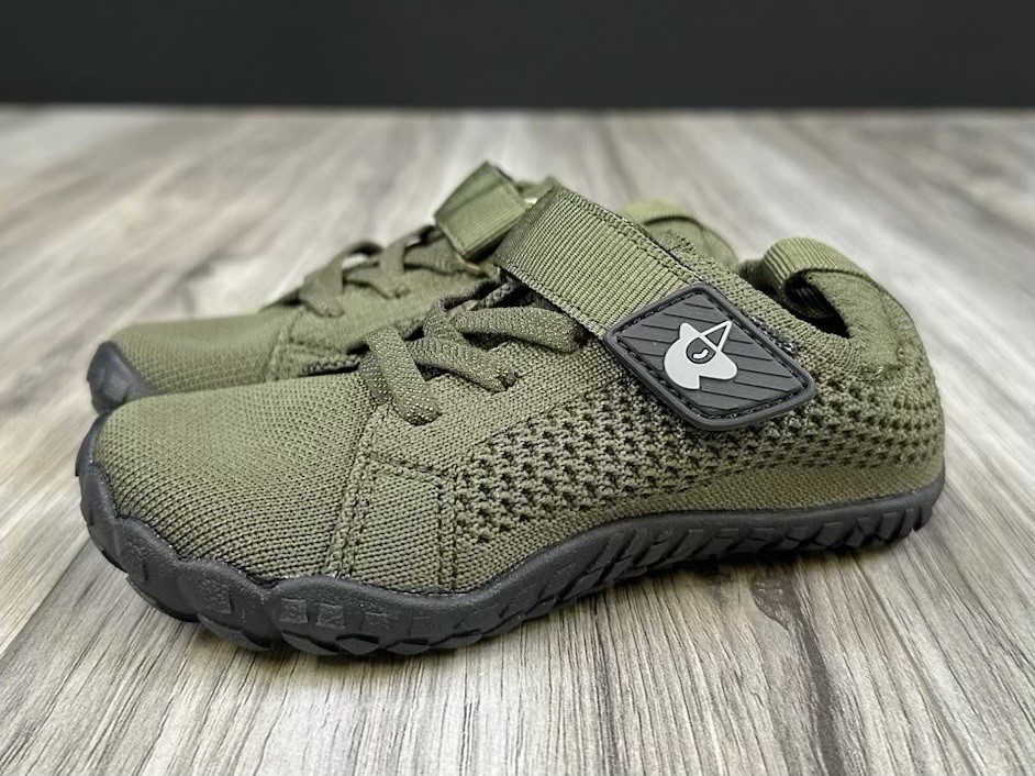 Olive Green Toddler Size 9 Lightweight Shoes New