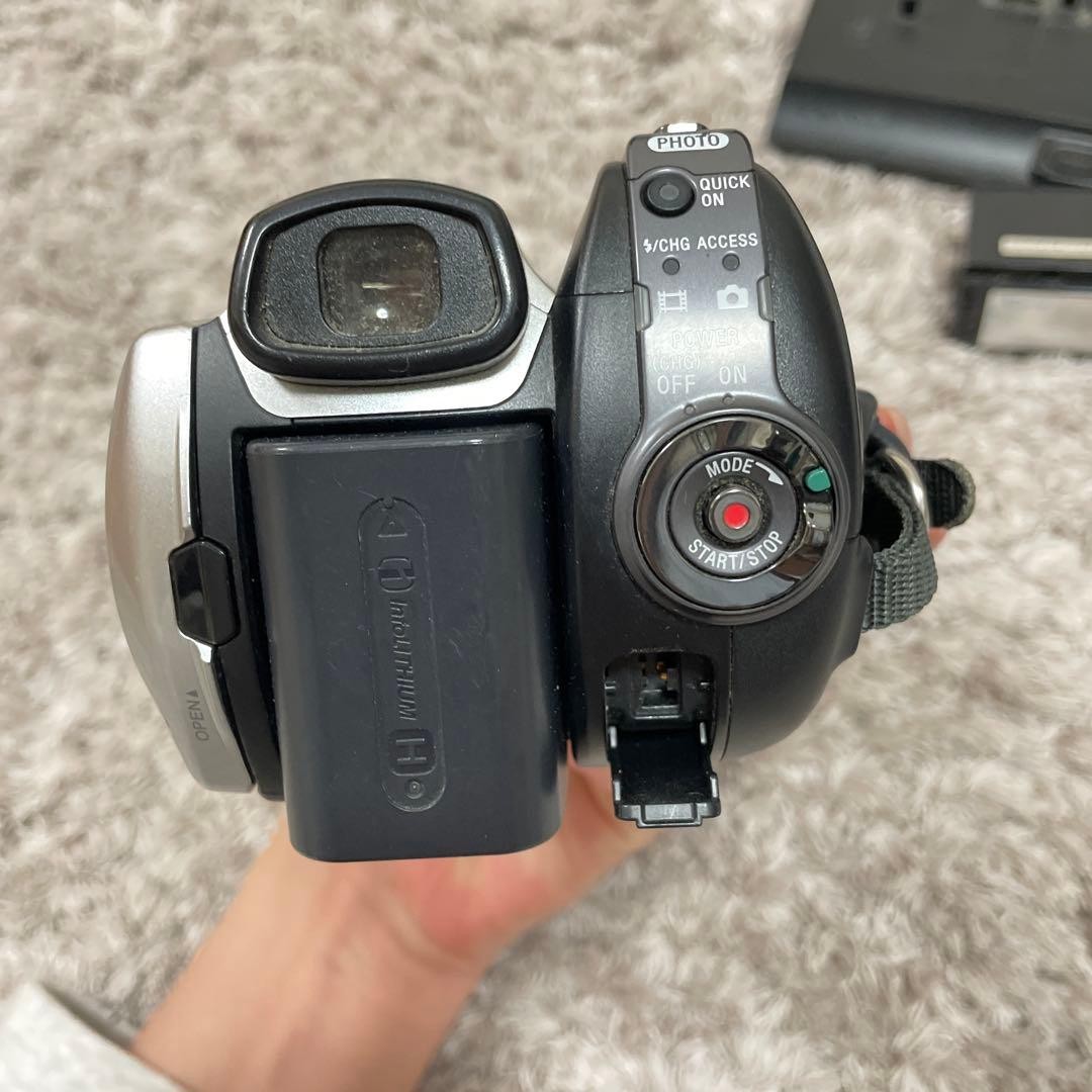Sony Handycam HDR-SR11 Silver Camcorder Video Camera Full HD 12x