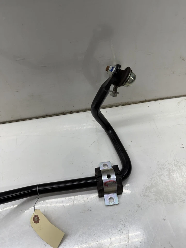 Barra estabilizadora trasera con enlace Mitsubishi Eclipse Cross 2018-2025 OEM Foto 4 de 4