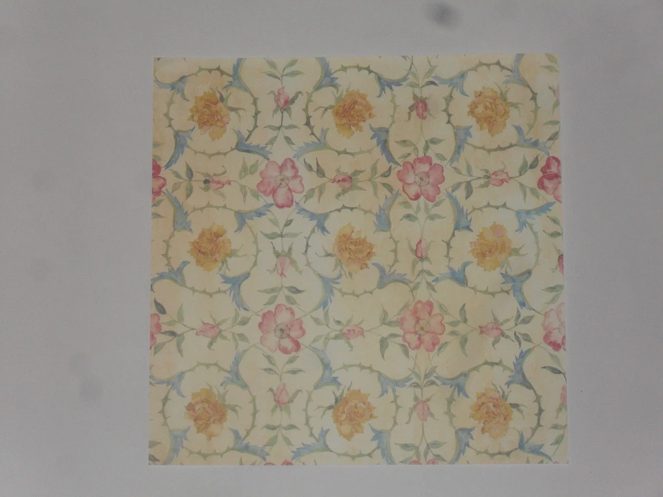 4 feuilles papier scrapbooking, (motif :fleur, rose jaune) 120g/m² (30,4X30,4cm) - Photo 1/1
