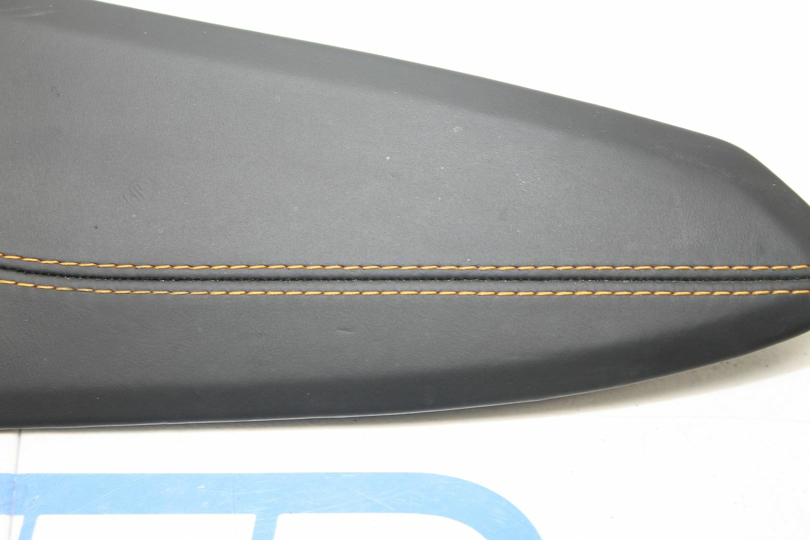 2019 LAMBORGHINI HURACAN LH DRIVERS CENTER CONSOLE SIDE TRIM LEATHER 4T0857785
