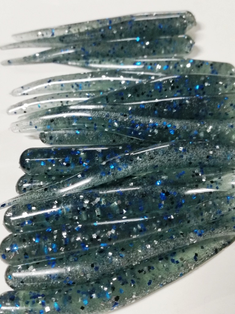 IN KNIFE TAIL WORM-drop shot/NED RIG-BLUE GILL FINESSE FLK/HVY