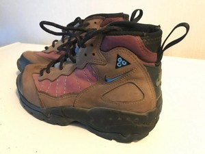 nike leather hiking boots