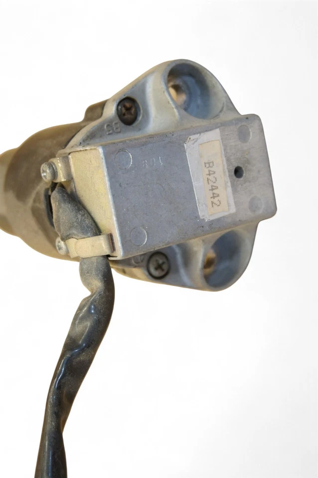 1983 Yamaha XJ550 Seca Ignition Switch xj550 *2720C - Image 3 of 4