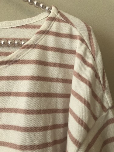 NWT Old Navy Womens Size XL Striped Pullover Long Sleeve Cream Pink - Picture 3 of 5
