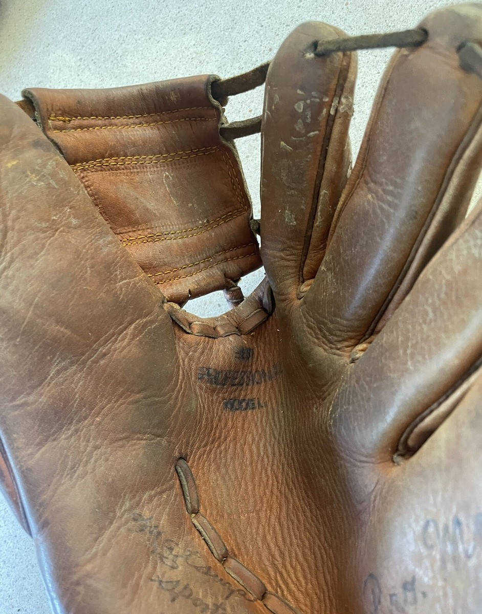 Vintage Baseball Glove - Made In Japan Matsuza Sporting Goods 7000