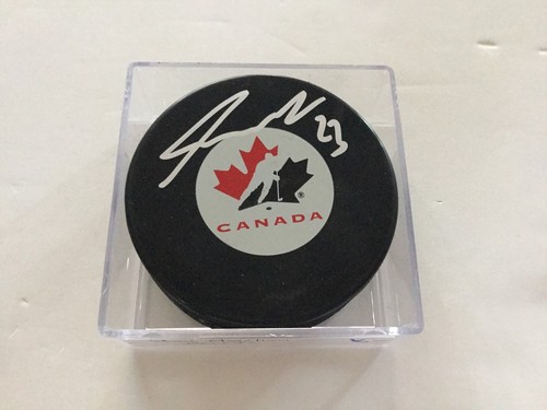 Sean Monahan Signed Team Canada Hockey Puck PSA DNA COA Flames Autographed a - 第 3/3 張圖片