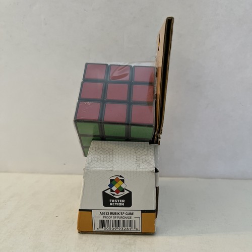 NUEVO Cubo de Rubik 3x3 Original Rompecabezas Puzzle Juego de Estrategia Hasbro 2020 - Imagen 2 de 7