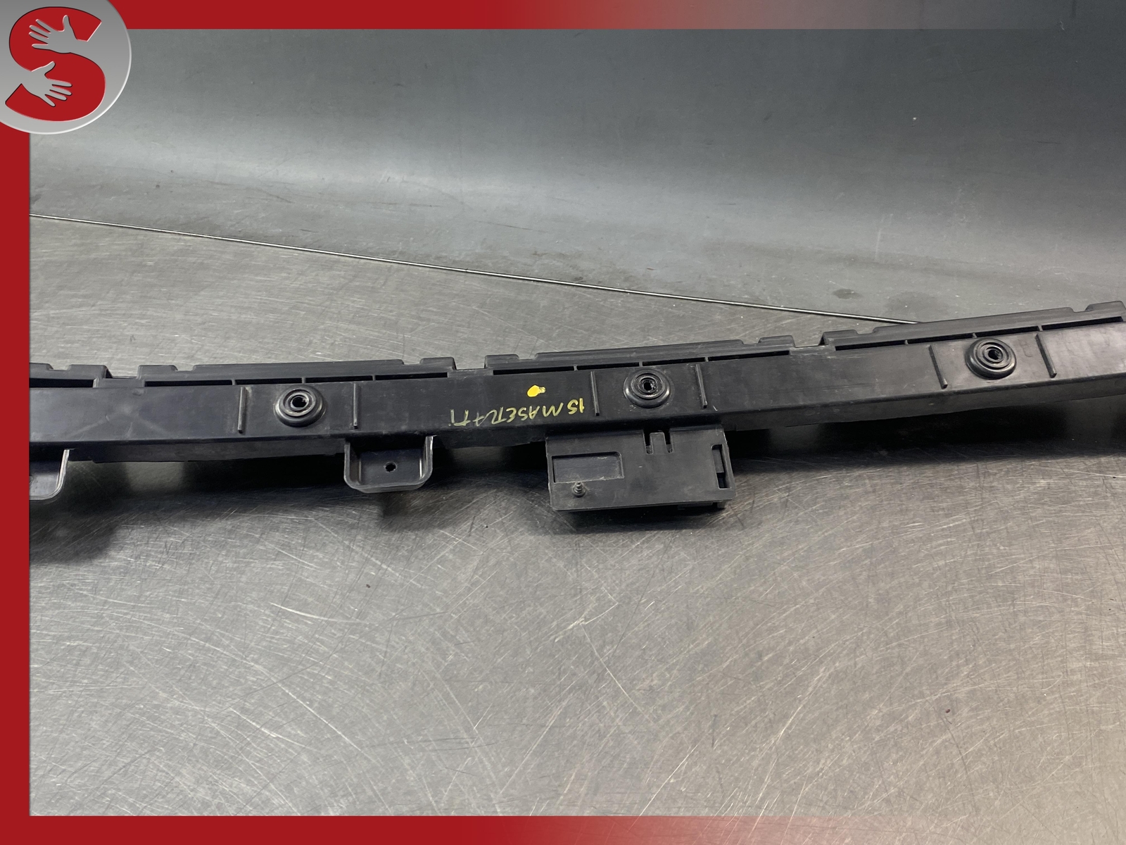 14-24 MASERATI GHIBLI REAR BUMPER CENTER UPPER MOUNT SUPPORT BRACKET OEM