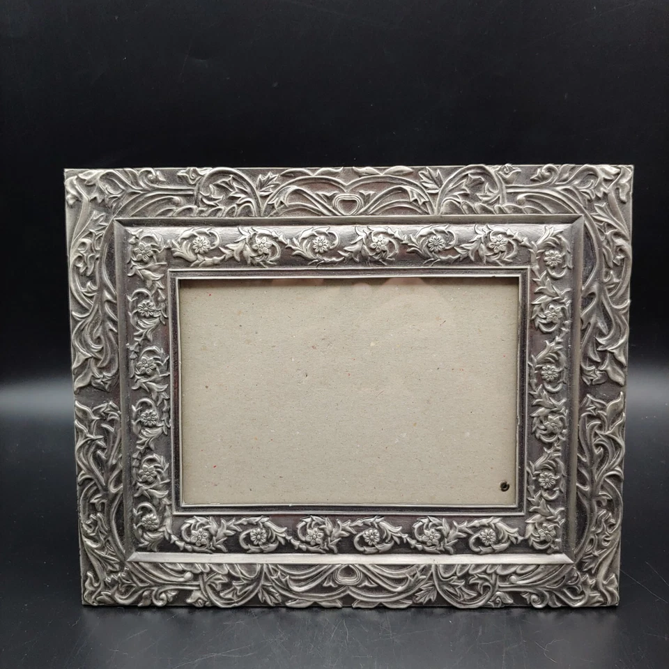 Ornate Art Nouveau Floral Picture Frame - 5x7 Silver Gray Botanical Leaf Flower - Image 3 of 4