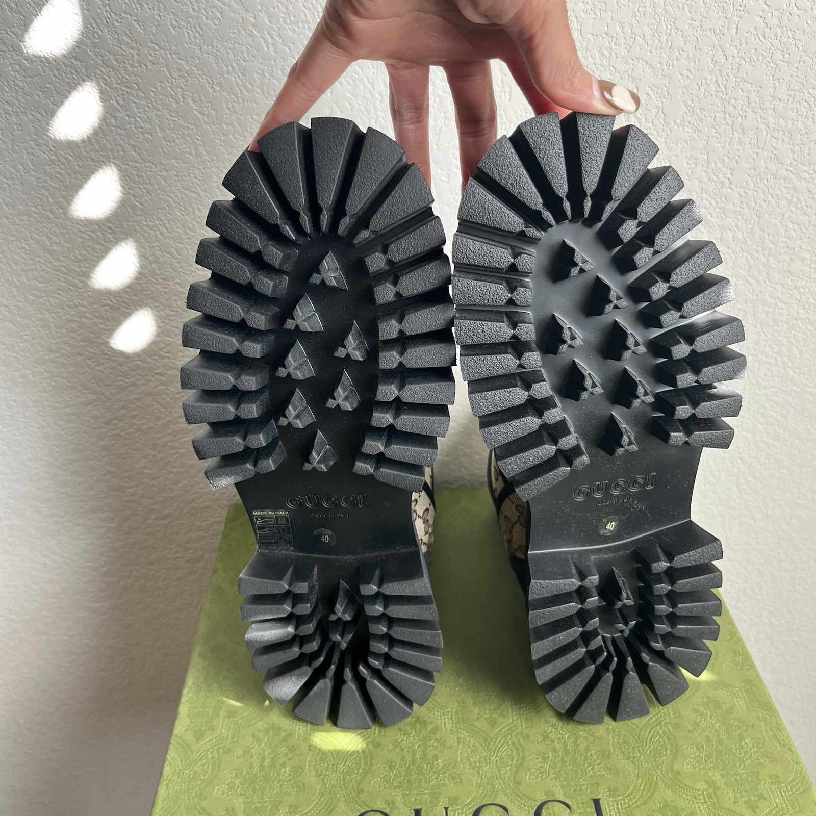 NEW Women’s GG Gucci Canvas Tan and Black Monogram Ankle Boots - EU 40/US 10 thumbnail 12