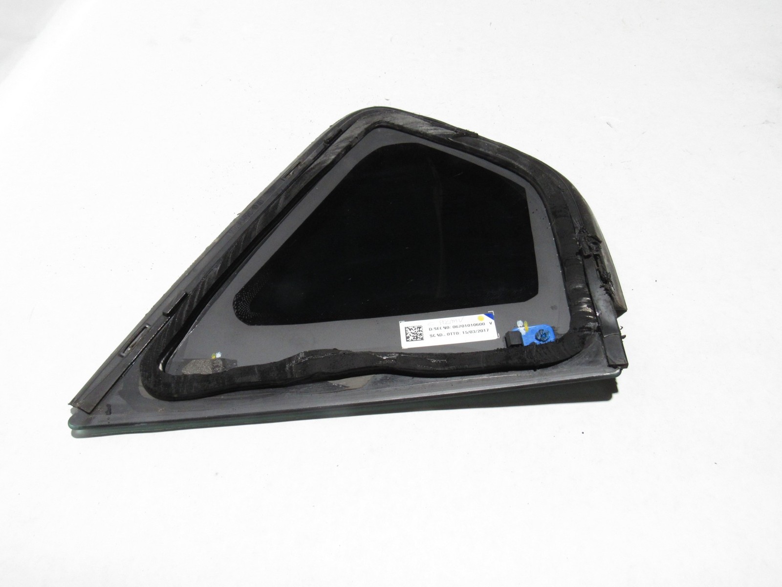 Maserati Levante 2017 Rear Right Passenger Quarter Glass Window 16-24 *:Y