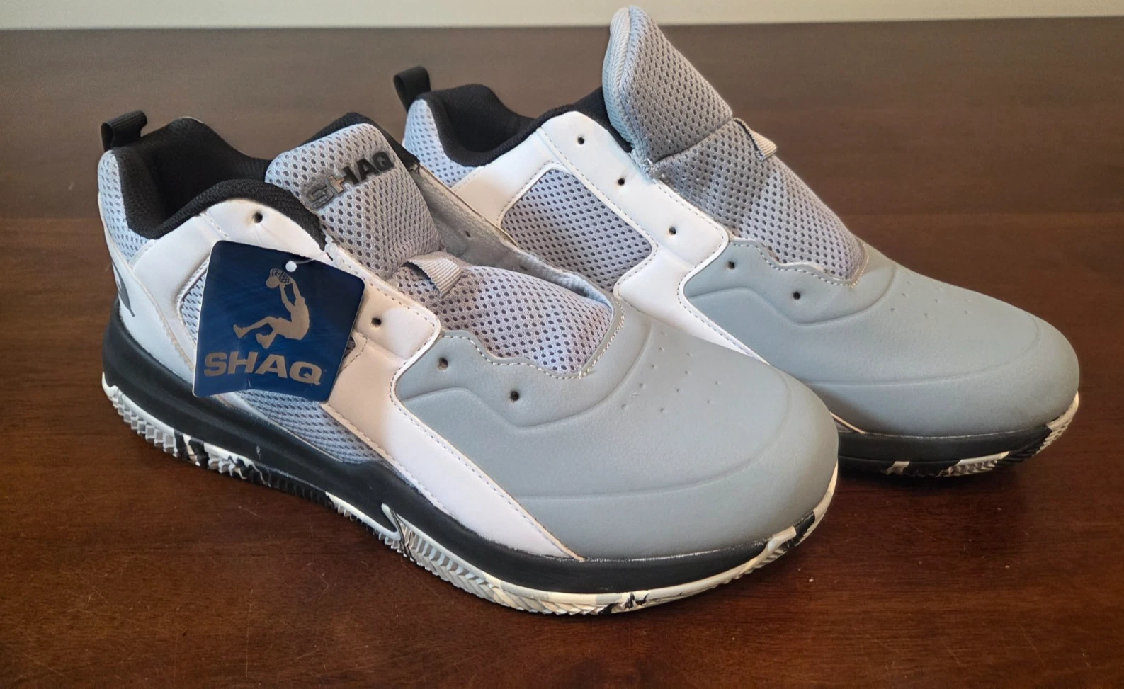 Shaq Mens Shoes Size US 10.5 Scion White NEW Grey White Shoes Sneakers