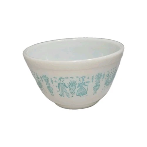 Vintage PYREX 401 Amish Butterprint 1 1/2 Pt. Nesting Mixing Bowl Turquoise