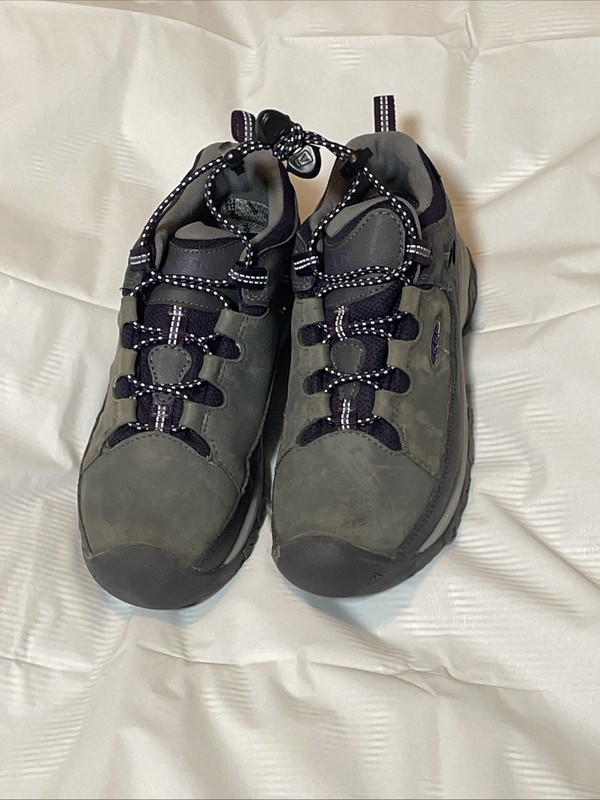 Keen Targhee Waterproof Leather Hiking Shoe Size 3 US, Size 2 UK, Size 35 EU NEW