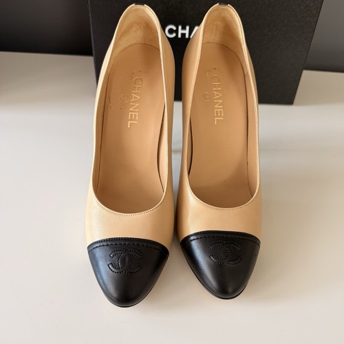Chanel Classic Pumps High heel Size 41.5 Ballet Flats Leather Beige black CC