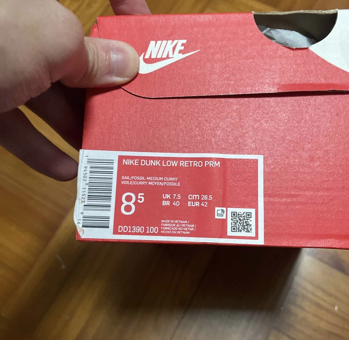 Size 8.5 - Nike Dunk Low Premium Medium Curry