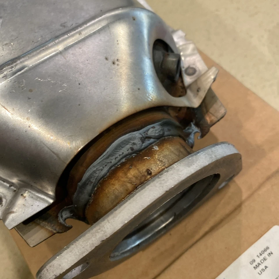 Convertidor catalítico Walker 81990 Calcat CARB LEGAL 1994 1995 1996 Infiniti G20 Foto 3 de 4