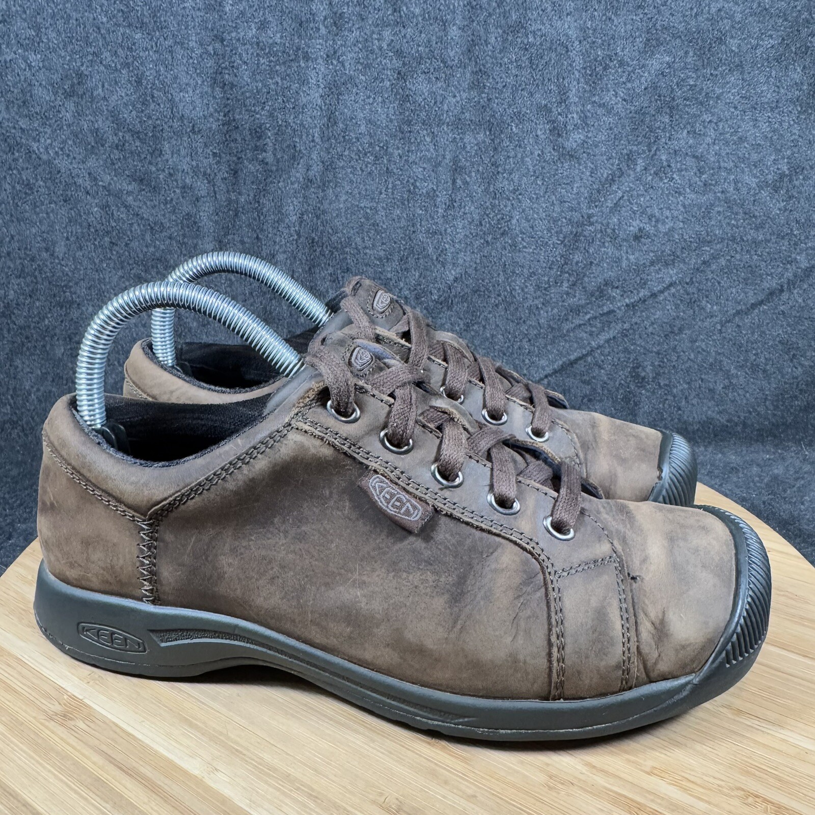 Scarpe da ginnastica Keen Reisen da donna 7 5 in pelle marrone con lacci per esterni comode