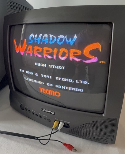 Vintage Daewoo 13 Color Retro Gaming TV DTQ-13V1FC CRT Retro Gaming Television
