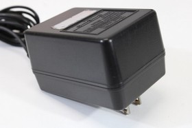 Nintendo OEM Super Famicom SFC Power AC Adapter HVC-002 & AV Cable FC Cord Japan