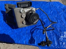 VOLVO S60 S80 V70 XC70 XC90 ABS PUMP MODULE CONTROL UNIT P30714952 30714956