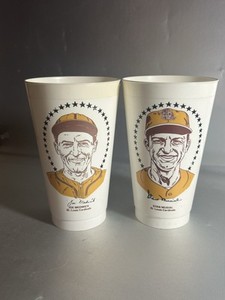 2 vintage 7-11 MLB Hall of Fame Glass St Louis Cardinals Stan Musial Joe Medwick