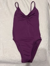 Bullet Pointe Pinch-Front: Plum, Small