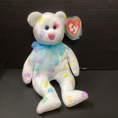 sgbay88 TY Beanie Babies - Kissme Bear (im Ruhestand) MWMT - Bild 1 von 2