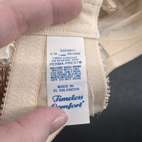 VTG Timeless Comfort Bra Size 38B Nude Unpadded Back Close Wireless Padded Strap - Picture 6 of 7