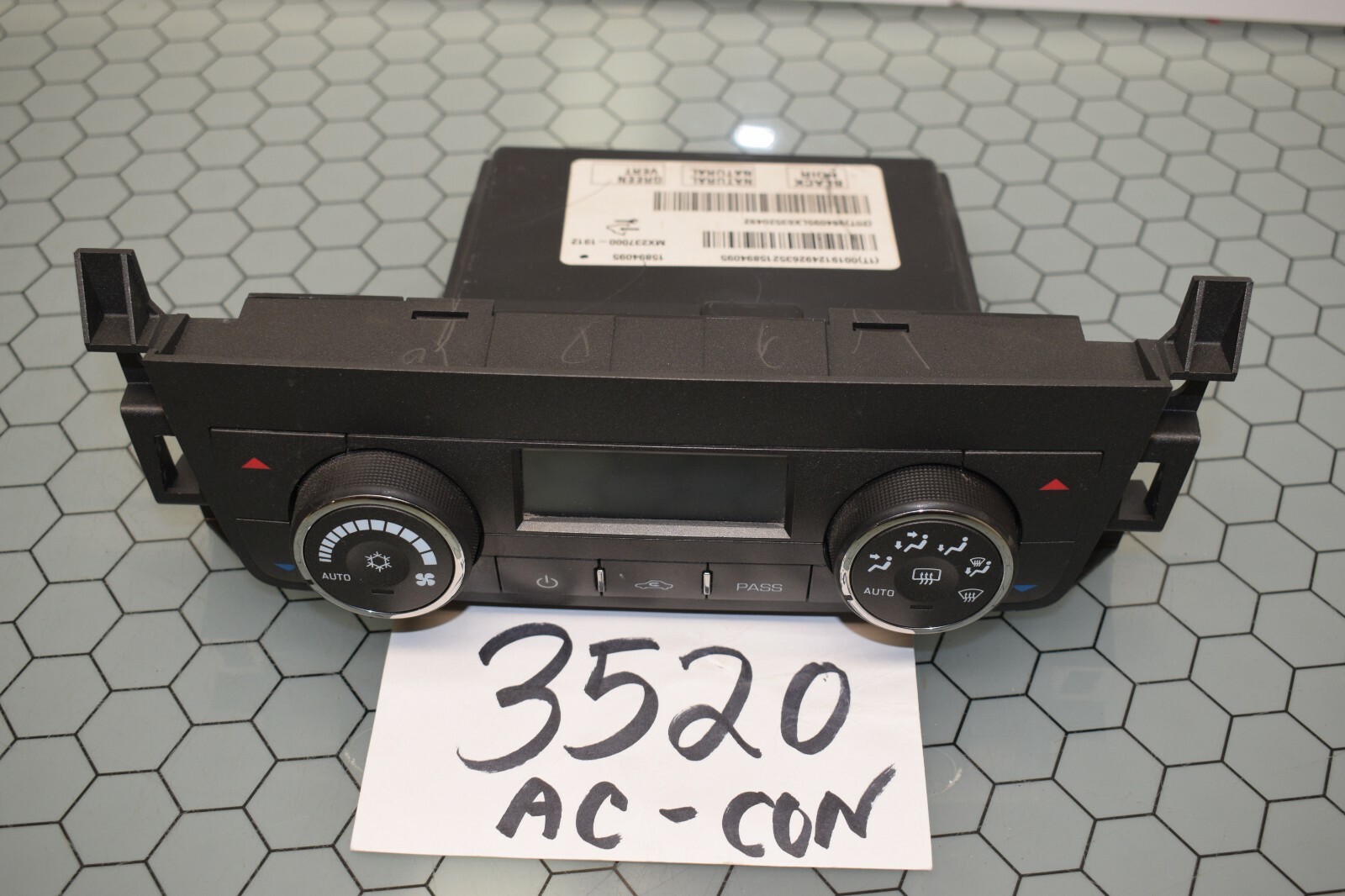 07 08 09 Cadillac SRX AC and Heater Control Used Stock #3520-AC 