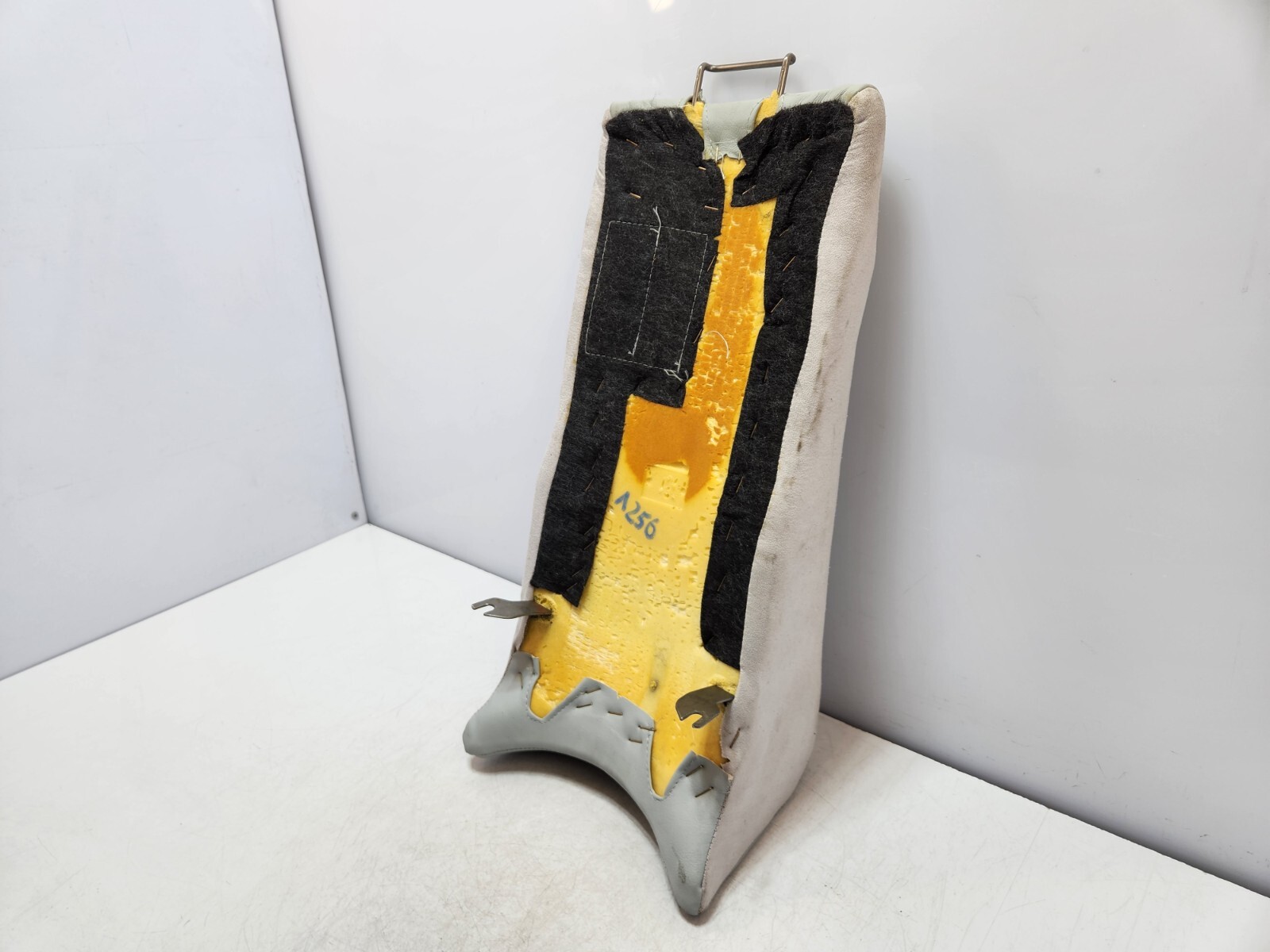 ✅ 03-08 OEM Maserati Quattroporte M139 Rear Center Console Arm Rest Armrest