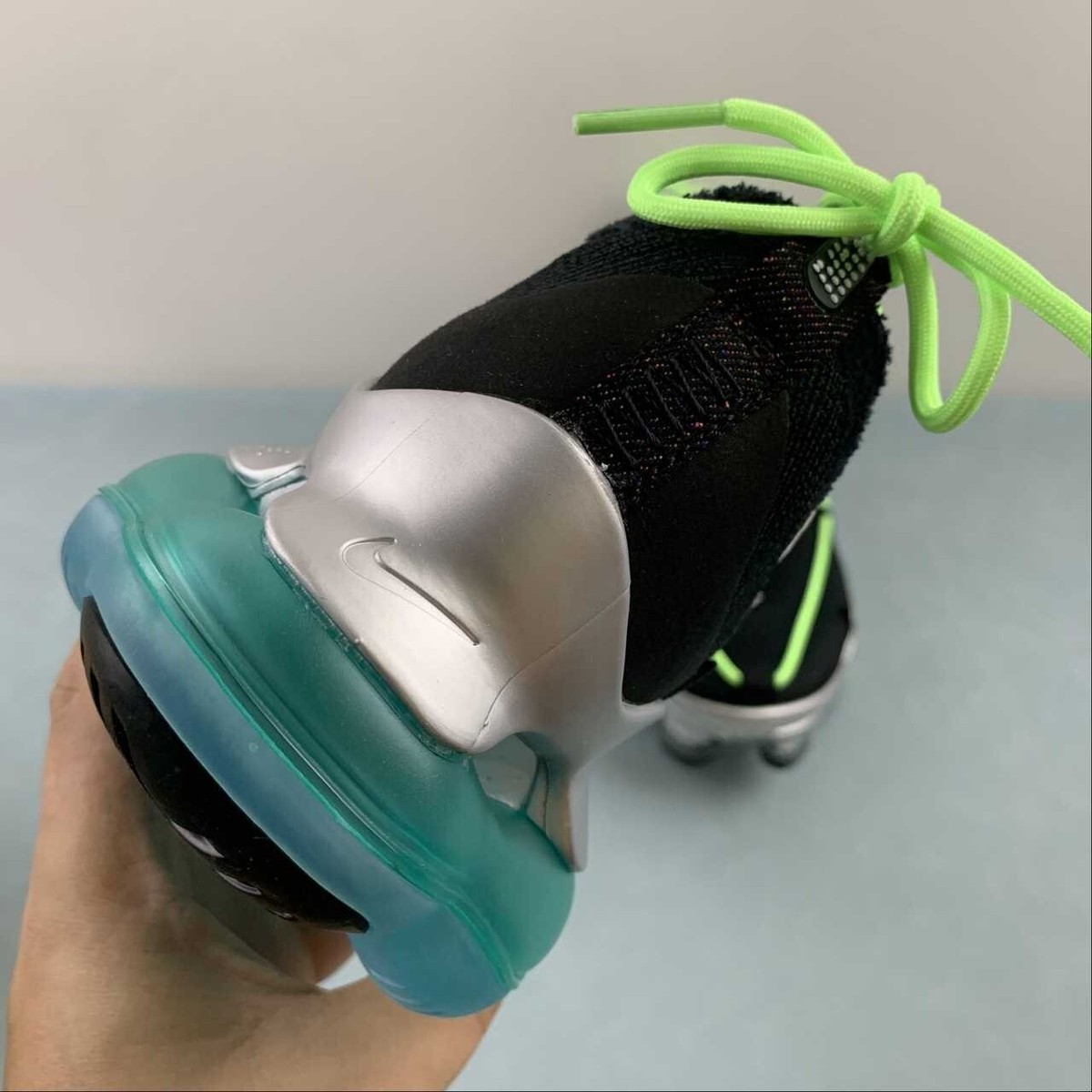 靴 NIKE W AIR MAX SCORPION FK 24cm Nike Air Max Scorpion FK 2022 grey silver Men's fashion