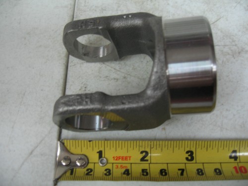 PTO Round End Yoke S&S P/N S-D769 Ref. # Dana Spicer 10-4-183, Meritor 10N-4-183 - Picture 4 of 10