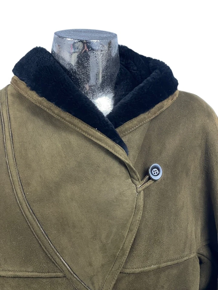 Chaqueta de piel de oveja GENUINA para mujer talla mediana 12 abrigo de piel de oveja oliva EU40 vintage Foto 4 de 4