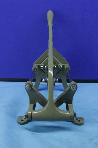 New Star Foodservice Commercial Grade French Fry Cutter - Picture 5 of 5