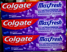 COLGATE MaxFresh Ultrafreeze Knockout Toothpaste - Lot of 3 6.3 oz exp 2027 0.69 per gallon